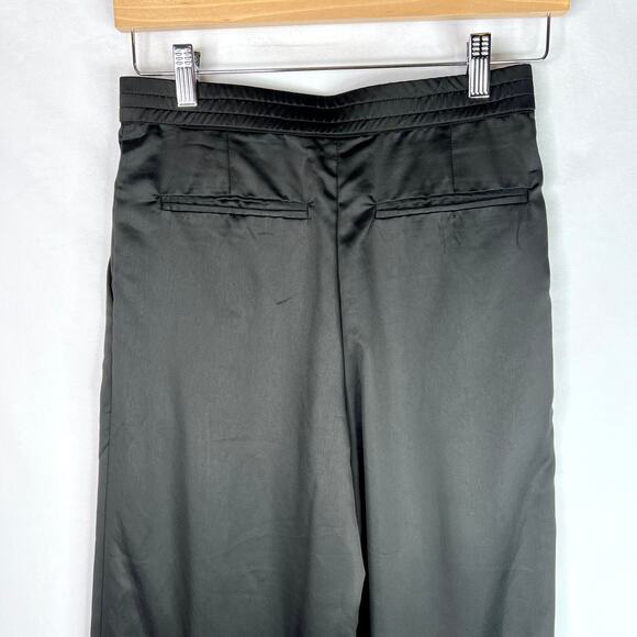 NWT Forever 21 Black Satin Pleated Wide Leg Pants Small - Picture 4 of 7